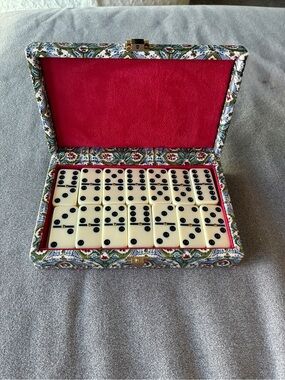 Mark & Graham x Pencil & Paper Co Double Six Domino Set - New